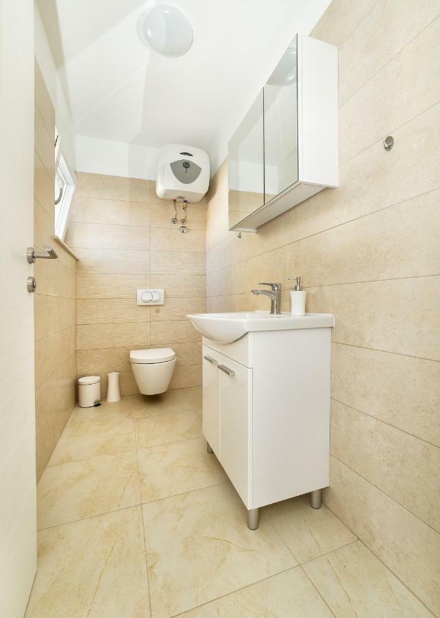 Kuca Buzov - Holiday House In Croatia Srima Bagian luar foto